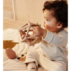 Outlet Annemette motorisk leke til baby, mustard Treleker | Babyleker