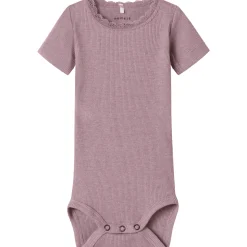 New Nbfkab kortermet body, Elderberry Kortermet Baby Jente | Bodyer Baby Jente